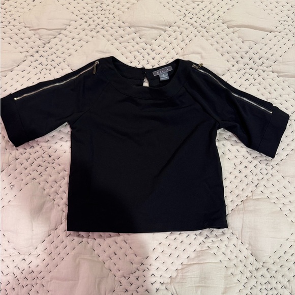 Gracia Black Cropped Top Blouse with Zipper Detailing Sleeve size S - Picture 1 of 3